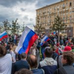 Востребованные рабочие профессии в СПб. 
                            Сотрудники Роскосмоса вышли на митинг