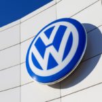 Востребованные рабочие профессии в СПб. 
                            Volkswagen сократит 100 000 рабочих